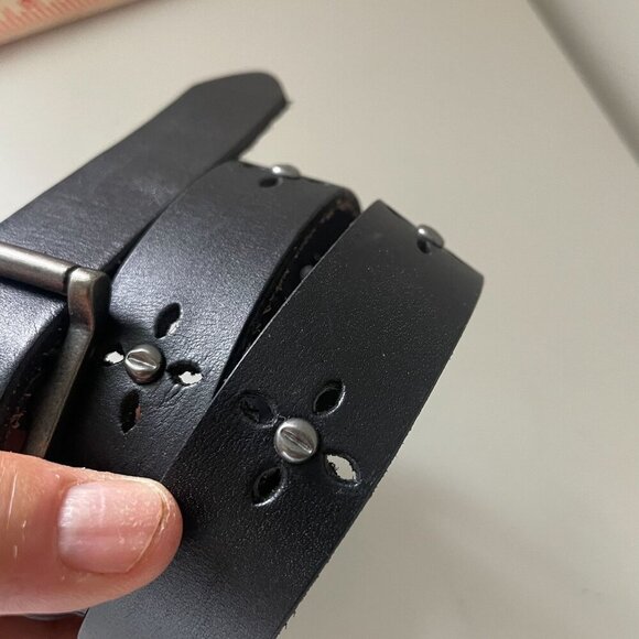 Gap Leather Cutout Floral Studded Belt Women's XS Black Western Classic Everyday - Picture 4 of 8